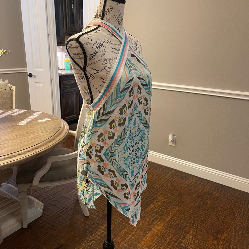 BCBG halter